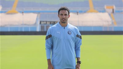 جدو يقود بيراميدز فنيًا في مواجهة المصري مع غياب يورتشيتش 