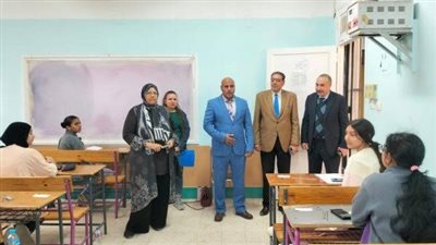 طلاب الثانوية العامة يؤدون اليوم امتحان الدور الثاني في الرياضة البحتة بجنوب سيناء