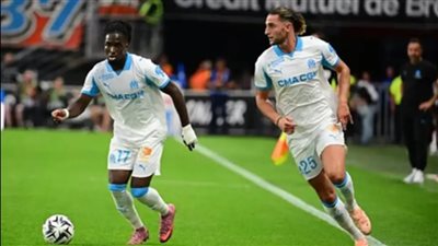 رسميًا.. مارسيليا يعرض رابيو وجوناثان رو للبيع بسبب مشادتهما الأخيرة