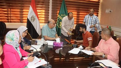 محافظ القليوبية يترأس لقاءً جماهيريًا لحل مشكلات المواطنين