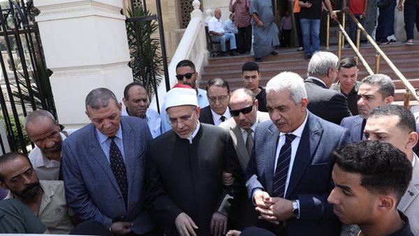 جانب من الجنازة 