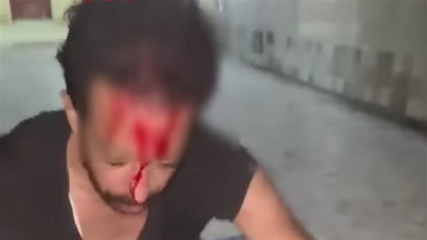 تعدي صبية علي شاب