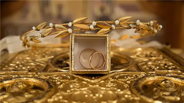 مشغولات ذهبية