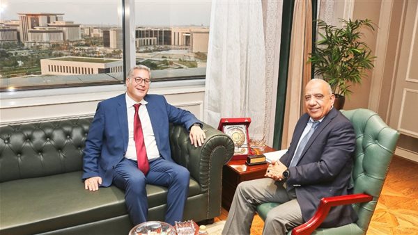 خلال اللقاء