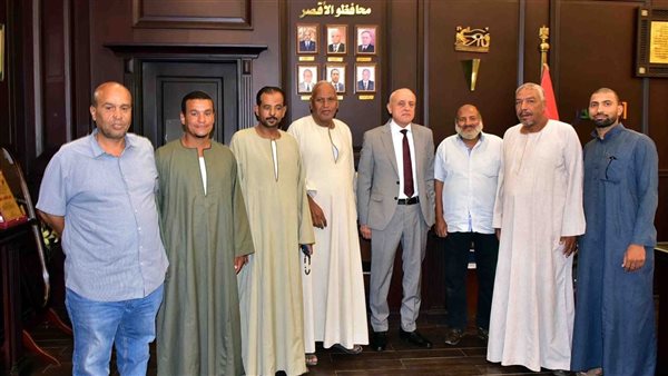 لقاء محافظ الأقصر