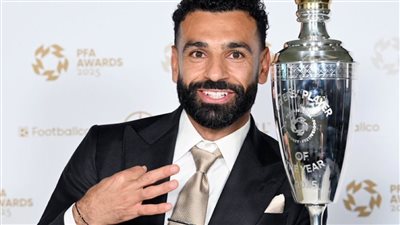أول تعليق من محمد صلاح بعد فوزه بجائزة الأفضل: شعور لا يُصدَّق