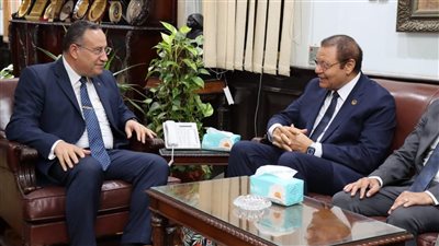 رئيس جامعة الإسكندرية: المستشفيات الجامعية قادرة على أن تكون الركيزة الأساسية لإنجاح منظومة التأمين الصحي الشامل