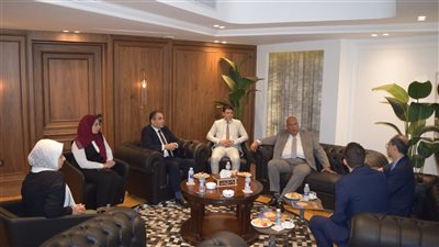 بعثة يابانية في قطاع الملابس والمنسوجات تزور مصر يناير المقبل لبحث الاستفادة من الفرص الاستثمارية