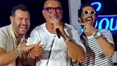 أنا من جمهوره.. عمرو يوسف يكشف كواليس صعوده على المسرح مع عمرو دياب في حفله الأخير بالساحل الشمالي