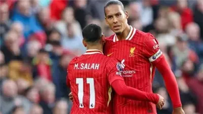 فان دايك: أنا ومحمد صلاح نتحمل المسؤولية في ليفربول