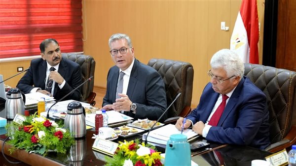 خلال اللقاء