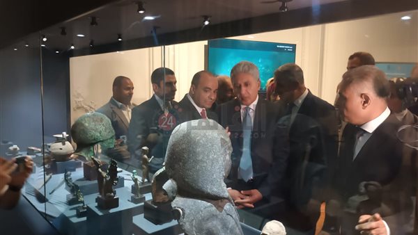  الصور الأولى لمعرض