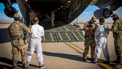 أوغندا توافق على استقبال مهاجرين مُرحلين من الولايات المتحدة بشرط خلوهم من السوابق الجنائية