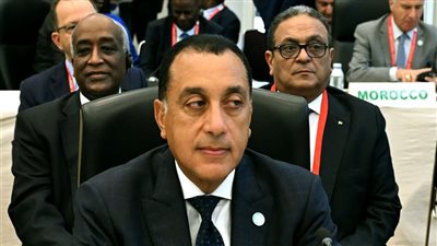 رئيس الوزراء يستعرض استجابات منظومة الشكاوى الحكومية لعدد من الحالات في قطاع الصحة