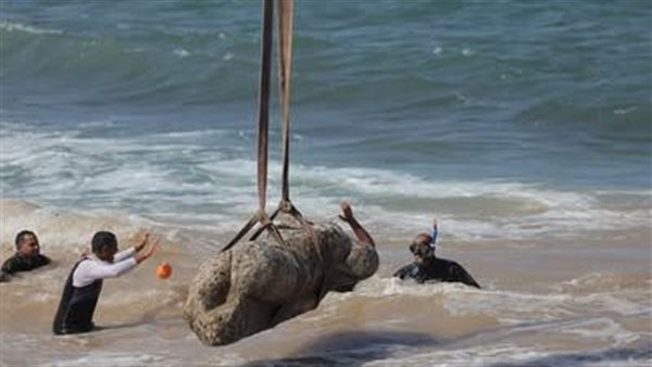 جانب من أعمال استخراج