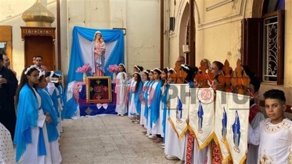 الصلوات في الكنيسة