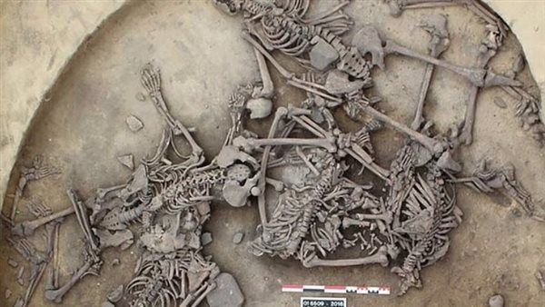  هياكل عظمية من العصر