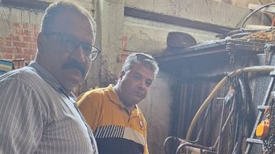 كارثة تموينية بالمحلة.. ضبط 5 أطنان زيت طعام مستعمل قبل إعادة تدويره وطرحه بالأسواق