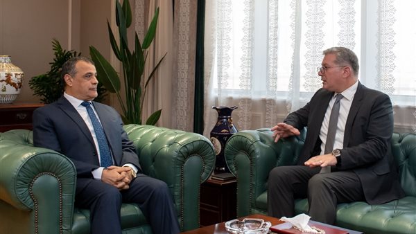 وزيرا الإنتاج الحربي