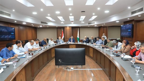 محافظ الجيزة من الاجتماع