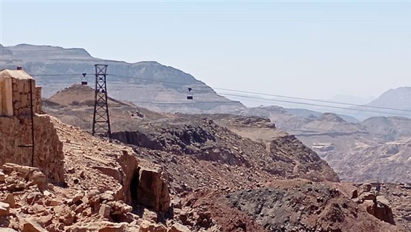 تلفريك نقل خام المنجنيز