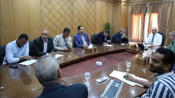 أعضاء القافلة الإدارية