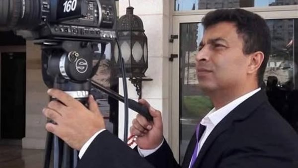 الصحفي خالد المدهون