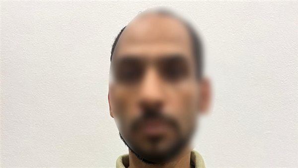 المتهم بزعم علاقة