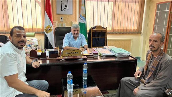 رئيس حي الدقي ومحرر