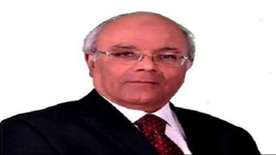 الغرفة التجارية بالقليوبية تناقش استعدادات إنشاء معارض أهلا مدارس 2025