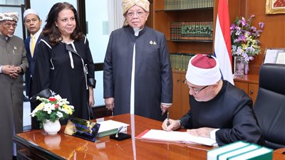 مفتي الجمهورية: رسالة الإفتاء الرشيد لم تعد مقتصرة على حدود جغرافية بعينها بل باتت مسؤولية عالمية 