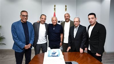 اتحاد الكرة يحتفل بفوز أحمد دياب في مجلس الشيوخ 