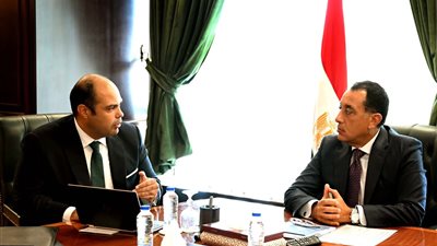 الحكومة: حملة توعية لتأكيد حق كل ولي أمر في اختيار مكان شراء الزي المدرسي