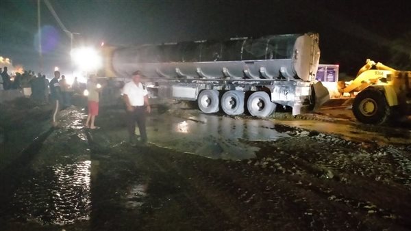 السيارة المنقلبة