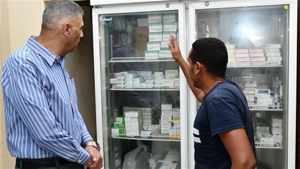 محافظ أسوان