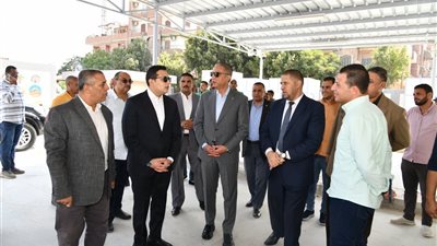 على مساحة 8200 متر.. محافظ الفيوم يتفقد مجمع مواقف القاهرة الجديد استعدادًا لتشغيله