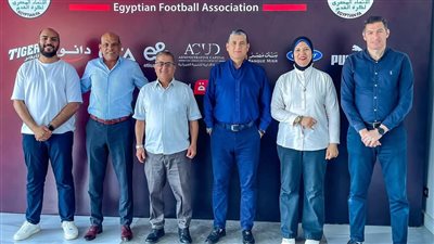 اجتماع أوسكار ولجنة الحكام يحسم أجندة معسكرات فترة توقف الدوري