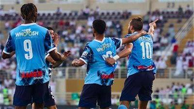 فيستون مايلي يقود هجوم بيراميدز أمام الأهلي بالدوري 