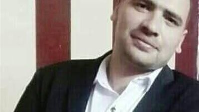 راجع لزوجته الحامل ملفوف بكفن.. حزن في قنا بعد مصرع شاب صعقًا بالكهرباء خلال عمله في السعودية