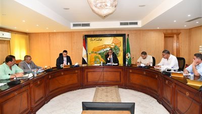محافظ الفيوم يشدد على تكثيف عمل اللجان للانتهاء من كافة ملفات التقنين والتصالح في أقرب وقت