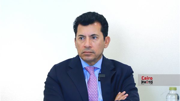 الدكتور أشرف صبحي