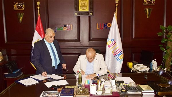 محافظ الأقصر يعتمد