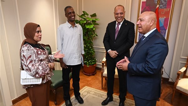 جانب من تكريم الوزير