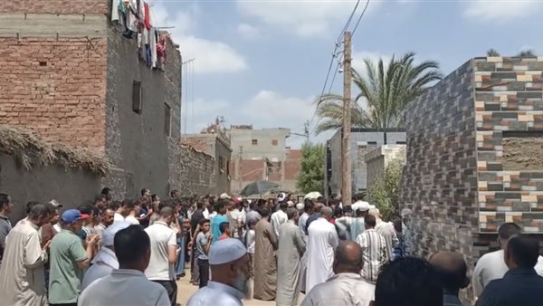 جانب من الجنازة 