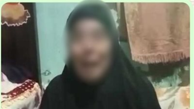 تداول فيديو لسيدة مسنة تدعو على نجلها بالمنوفية.. وابنها: توفيت منذ سنوات وأختي اللي نشرته