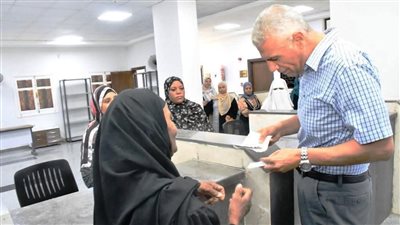 مستشار رئيس الجمهورية يشيد بزيادة نسب الإنجاز بملف التقنين واسترداد أراضي الدولة بأسوان