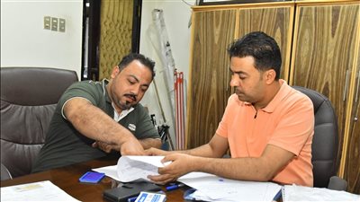 محافظ أسيوط: تسليم الدفعة الثالثة من تعويضات أهالي مساكن الإيواء بعرب المدابغ لـ 72 أسرة