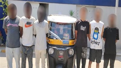 بينهم أجانب.. القبض على 6 متهمين بترويج المخدرات في توك توك بمدينة نصر