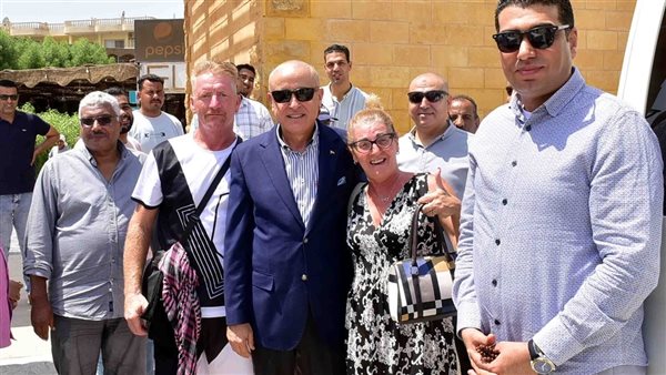 محافظ الأقصر وجولة