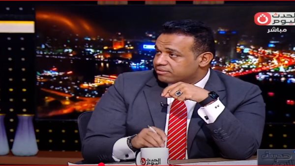 الكاتب الصحفي محمد